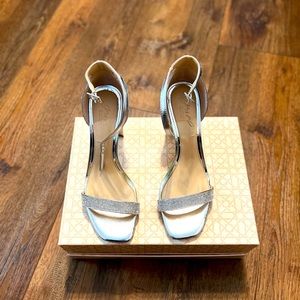 Badgley Mischka rhinestones silver heels